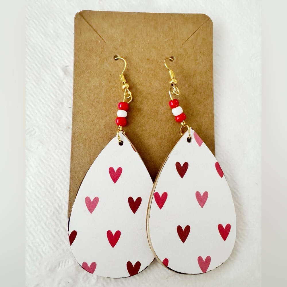 Heart Pattern Teardrop Earrings
